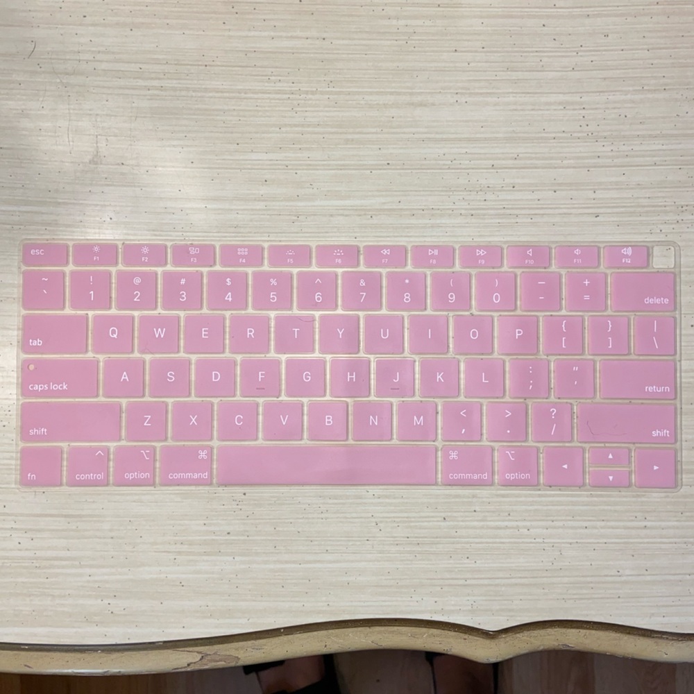 MACBOOK AIR 13 INCH SILICONE KEYBOARD COVER